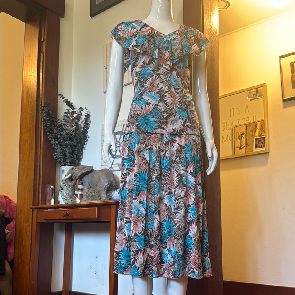 NWT northern reflections size small 2 pc set Floral Print Women's Skirt …